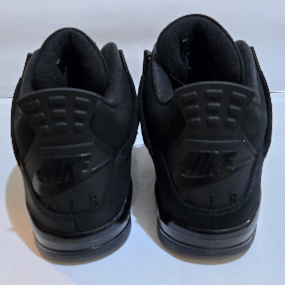Nike Air Jordan 4 Retro Black Cat‎ (2025) Sneakers
